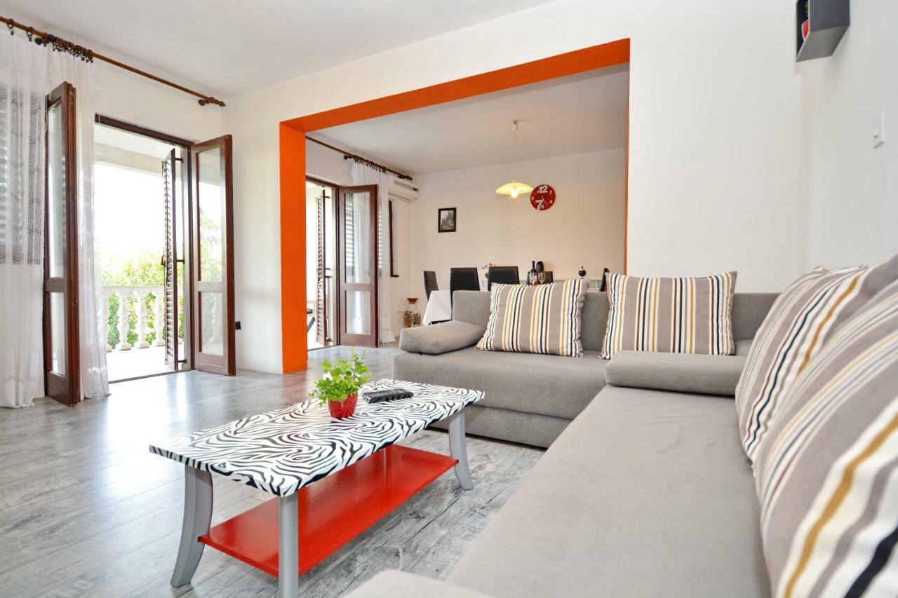Apartment Zara Esterno foto