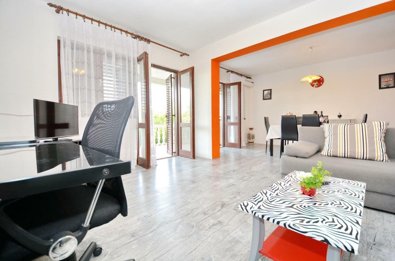 Apartment Zara Esterno foto